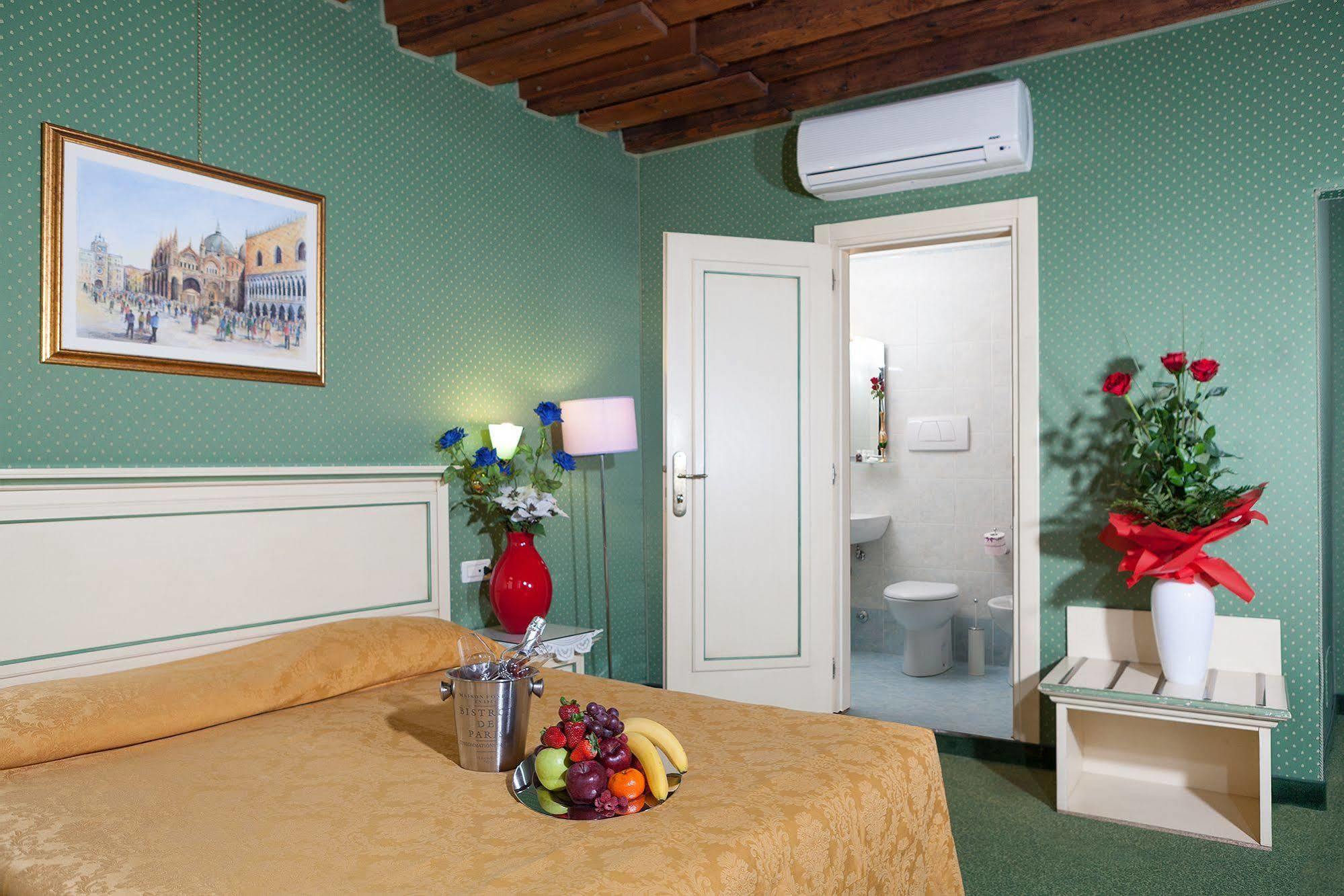 Nuova Residenza Laguna Venice Exterior photo